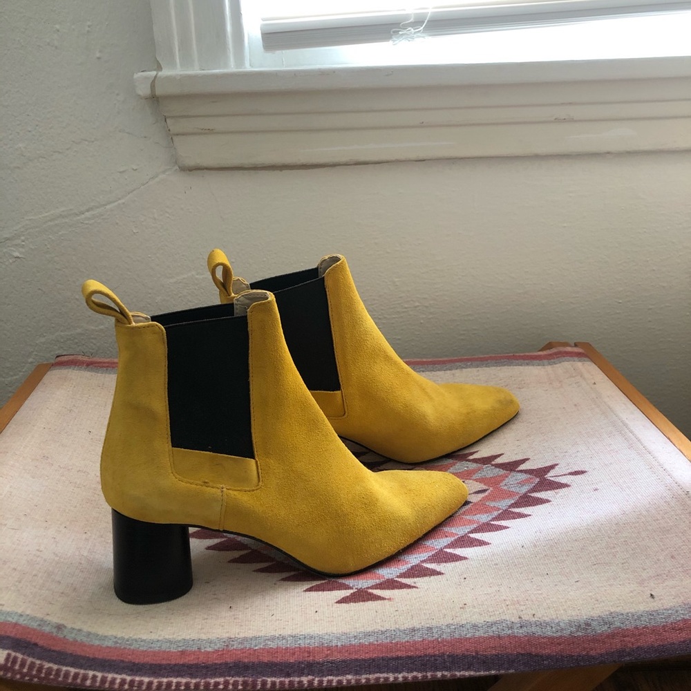 Size 36 Zara yellow boots